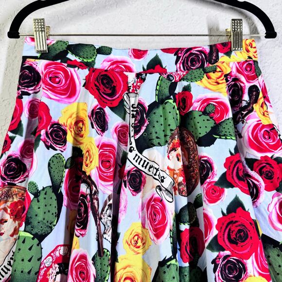 HELL BUNNY Skirt Small Dias De Los Muertos Roses A-Line Rockabilly Full Sweep - Picture 4 of 14